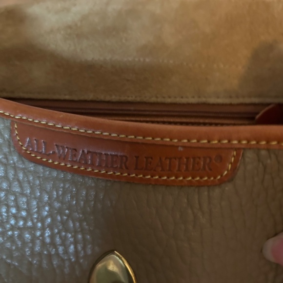 Dooney and Bourke pebbled leather purse - Picture 6 of 8